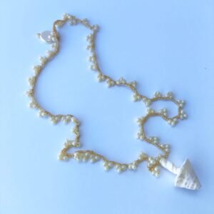 Collar Artesanal: Perlas y Caracol (PROMO)